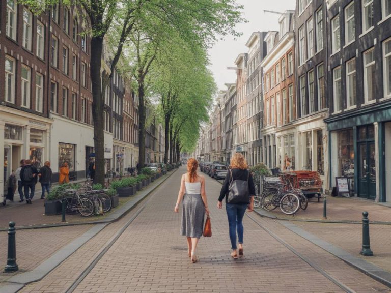 Shopping à Amsterdam : les meilleurs quartiers et boutiques vintage pour une virée 100 % fripes et bonnes affaires