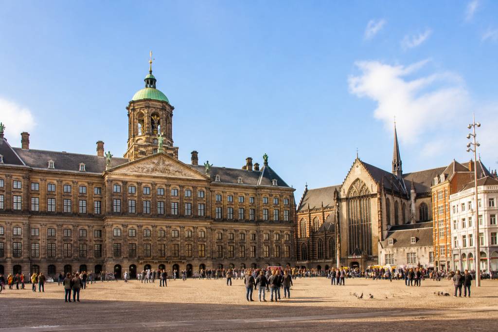 Amsterdam dam square : que voir et que faire sur la place centrale d’Amsterdam
