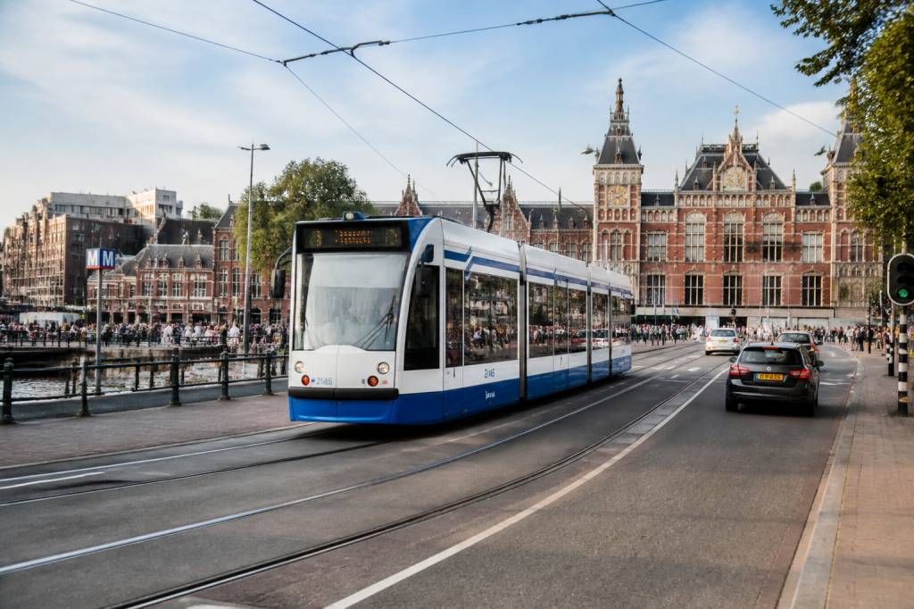 Transport en commun à Amsterdam : guide pratique pour se déplacer facilement
