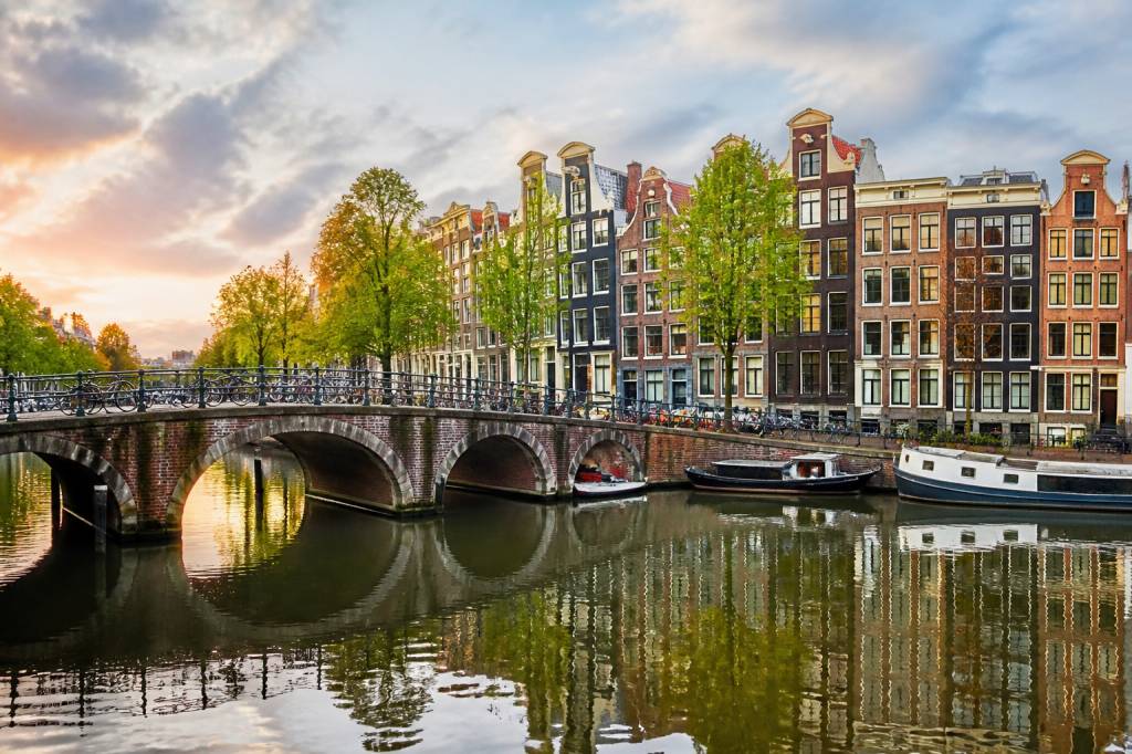 Visiter Amsterdam en 2 jours : itinéraire complet pour découvrir la ville