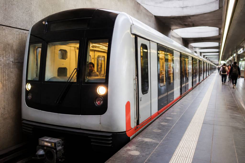 Prix metro Amsterdam : tarifs, billets et informations utiles