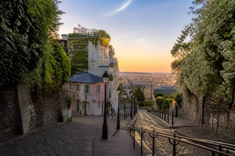 Montmartre itinéraire : les incontournables à découvrir à pied