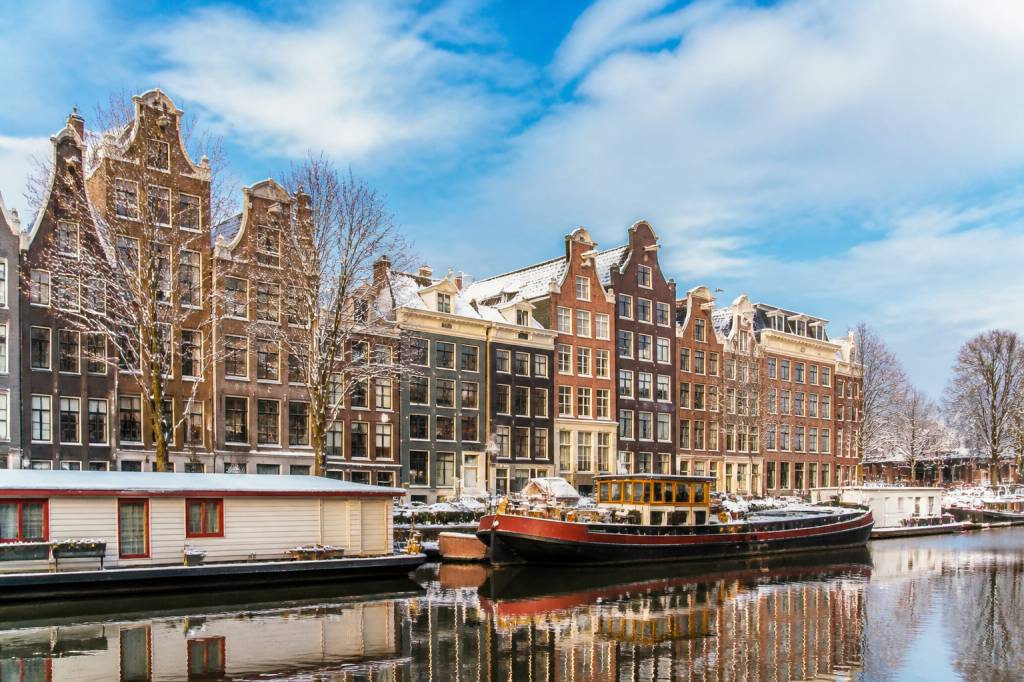 Où partir en février en europe : les meilleures destinations pour un séjour réussi